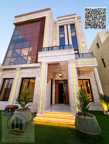 Villa for sale in Ajman, Al Alia area. 6 master bedrooms with a roof terrace, living room, majlis, and maid's room. Freehold ownership available to al