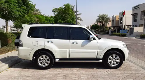 Pajero 3.5 2016 GCC | Service History | No Paint