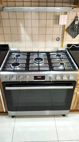 Bosch Gas Cooker 5 Burner 90 Cm Latest Model Oven With Fan