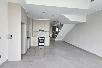 Single Row | Spacious Layout | Ready to Move In
