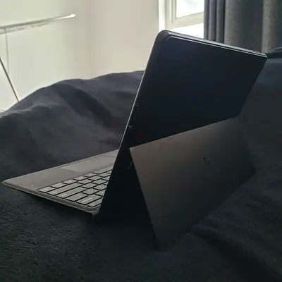Microsoft surface pro 9 1tb 16gb