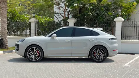 صورة 5 لـ 2024 Porsche CAYENNE