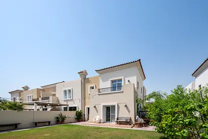 Single Row | Near Amenities And Golf Clubhouse
