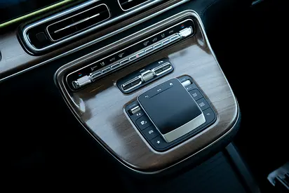 صورة 13 لـ 2025 Mercedes-BENZ VITO