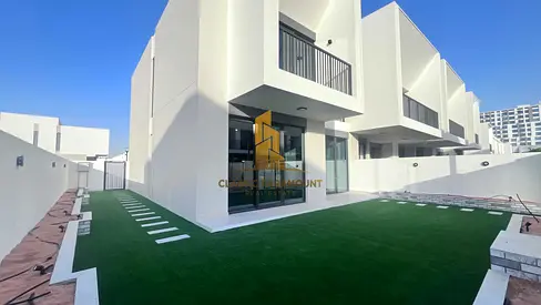 VACANT SOON | SEMI FURNISHED | LANDSCAPED | CTA