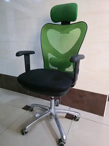 Ergonomic Mesh work-Chair (Delivery Possible)