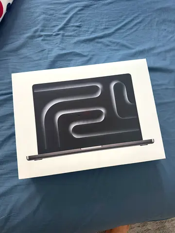 2025 14-inch MacBook Pro (M5 chip)