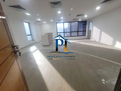 FIRST COME FIRST SERVE PRIME LOCATION OFFICE AVAILABEL JUST FRONT OF METRO IN 120K...