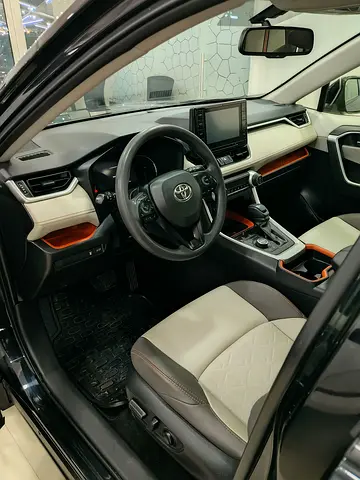 صورة مصغرة 9 لـ 2020 Toyota RAV 4
