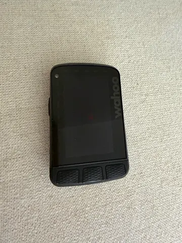 Wahoo ELEMNT ROAM V2 GPS Bike Computer – Brand new