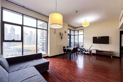 Huge Layout 1 BHK | Close to Metro | Vacant on Transfer