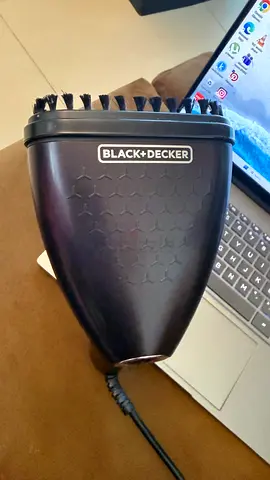 Black+Decker Handheld Fabric Steamer / Garment Brush Attachment
