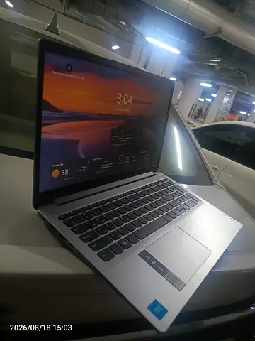 14 Month Maranty Lenovo Laptop 8GB RAM | 512GB SSD | Original Charger | Excellent Condition