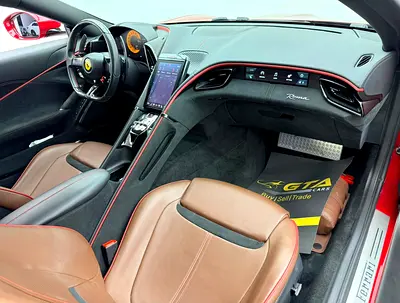 2021 Ferrari ROMA — фото 12