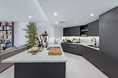 Fully Upgraded | 1 Bed | High Floor | VOT