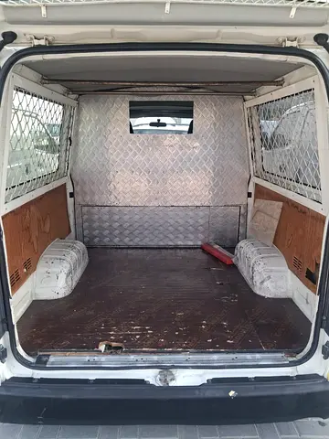 صورة 5 لـ 2013 Toyota HIACE
