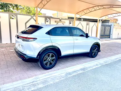 صورة 5 لـ 2023 Honda HR-V