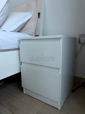 White bedside table in great condition