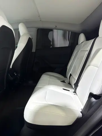 2023 Tesla MODEL Y — миниатюра 12