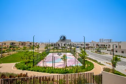 صف واحد | إطلالة رائعة على المدرسة | حديقة مجهزة بالكامل