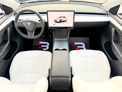 صورة 10 لـ 2024 Tesla MODEL Y