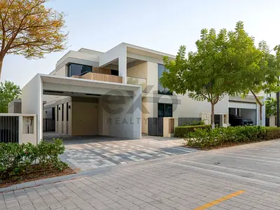 4 Bedroom + Garden Suite | Large Plot | Green Belt