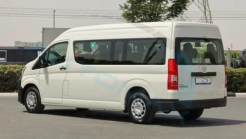 2026 Toyota HIACE photo 4