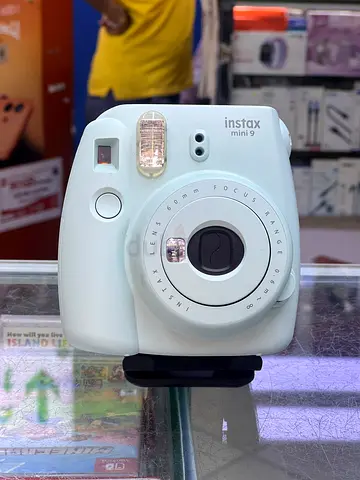 INSTA camera