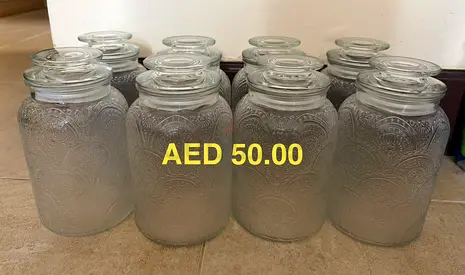 Set of 8 Decorative Glass Storage Jars with Lids 2 ltr capacity each - Clear, Used