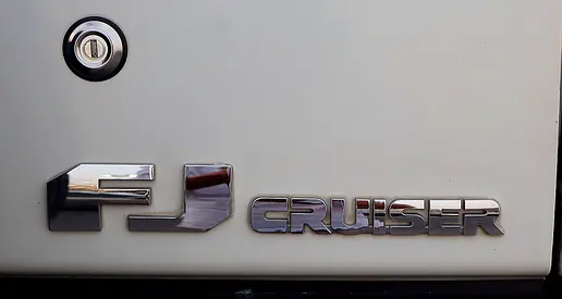2022 Toyota FJ CRUISER photo 13