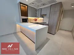 SPACIOUS 2 BHK - FREE WIFI - MODERN LIVING - CLOSE TO EXIT