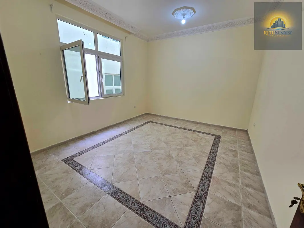 Neat and Clean Spacious 1 Bed Room Hall in Mushrif Area on 1st Floor