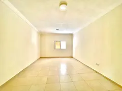 Luxury studio//650 sqft//near to bus station