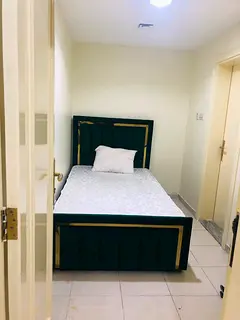 Master maid room for rent in neat and clean apartment only room no partition