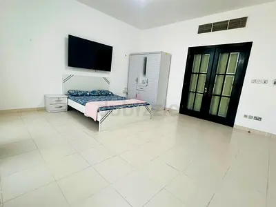 Luxurious Deluxe Room Glass View for professional occupant Single person only