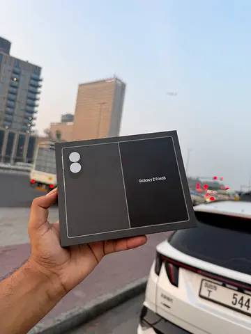 Samsung galaxy zfold 8 1TB TDRA