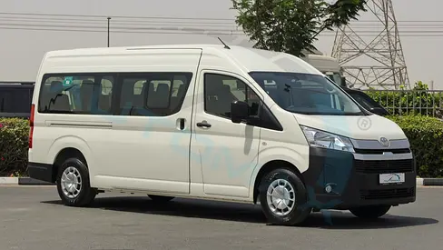 2026 Toyota HIACE photo 3