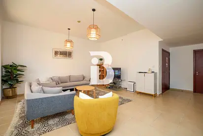 BIG LAYOUT | 2BR I PRIME LOCATION I LUMINOUS
