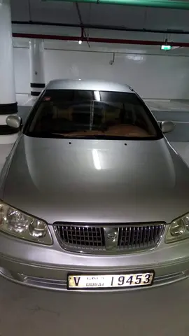 2005 Nissan SUNNY photo 1