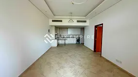 1 Bedroom Apartment | Weston Court 2 | Balcony | Community View