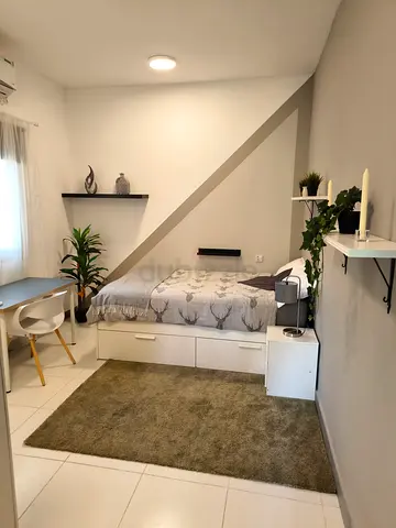 Detached Ensuite Room in Quiet Expat Villa — Umm Suqeim 1, Jumeirah