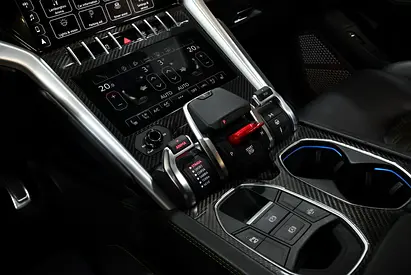 2022 Lamborghini URUS 缩略图 11
