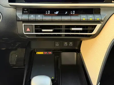 صورة 17 لـ 2026 Toyota CAMRY