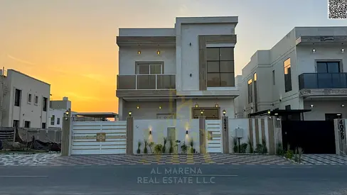 فرصة ذهبية لامتلاك فيلا العمر | موقع مميز وتصميم فاخر في الزاهية عجمان تصميم فاخرةبسعر شامل كهرباء ومية