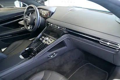 2024 Aston Martin DB12 照片 9