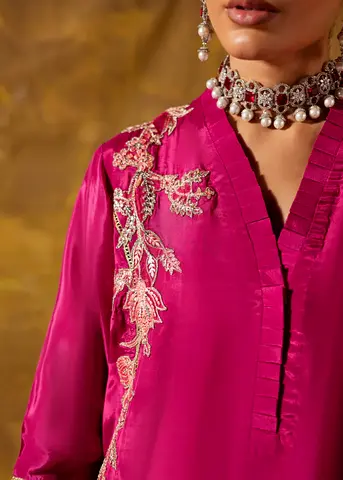 MNM 3 piece Fuchsia embroidered silk luxury wear with pleated V-neck — size M