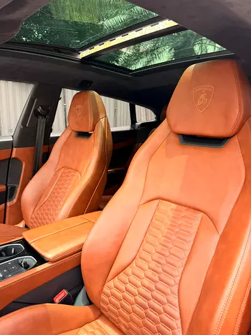 2021 Lamborghini URUS 照片 10