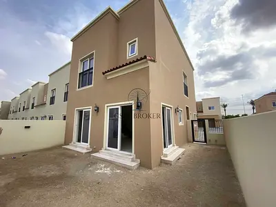 Spacious 4Beds+Maids Room |Corner|Near Amenities