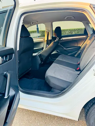 2020 Volkswagen PASSAT — миниатюра 9