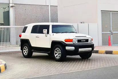 2022 Toyota FJ CRUISER photo 3